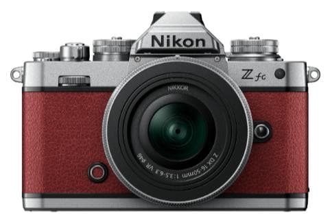 Nikon Z fc Crimson Red + 16-50mm f/3.5-6.3 VR Lens
